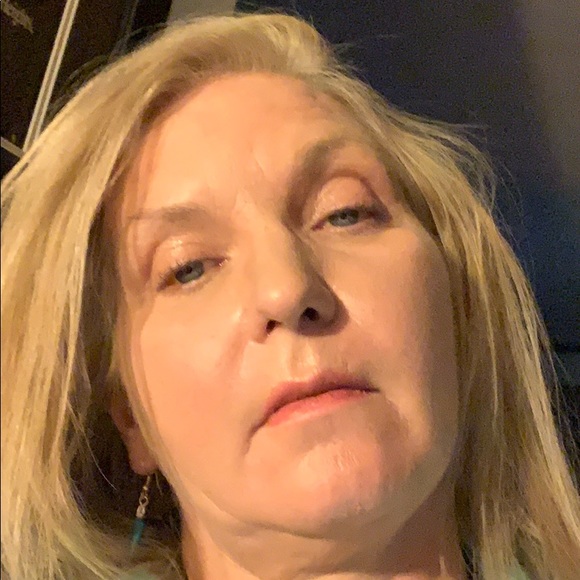 Meet your Posher, Paula - Picture 2 of 3